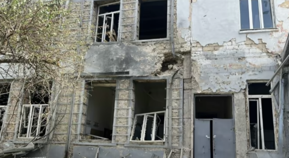 Під артилерійським вогнем: В Антонівці загинула 84-річна жінка, 14 осіб отримали поранення