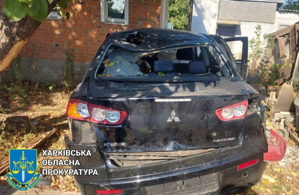 російський дрон влучив у цивільну автівку: загинув суддя, ще три жінки поранені