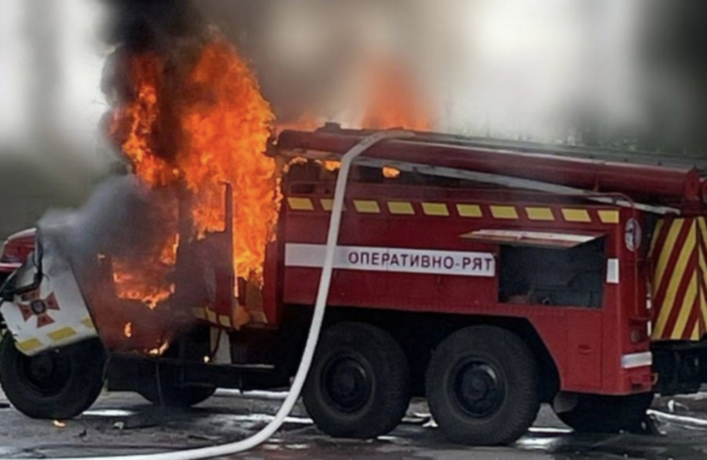 РФ атакувала Дніпропетровську область: рятувальники потрапили під обстріл, є поранений_штаб.info