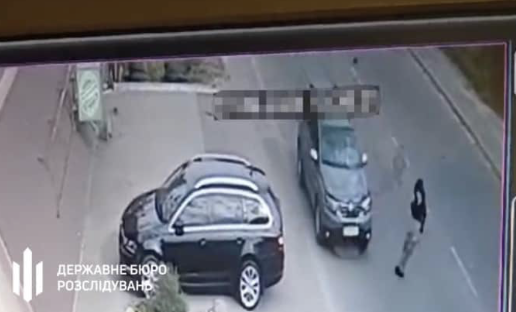 У Ніжині поліцейський збив військового, який раптово вибіг на дорогу штаб.інфо