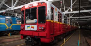 Столичний метрополітен переплатив у понад 6 разів за транспортування подарованих вагонів з Польщі.