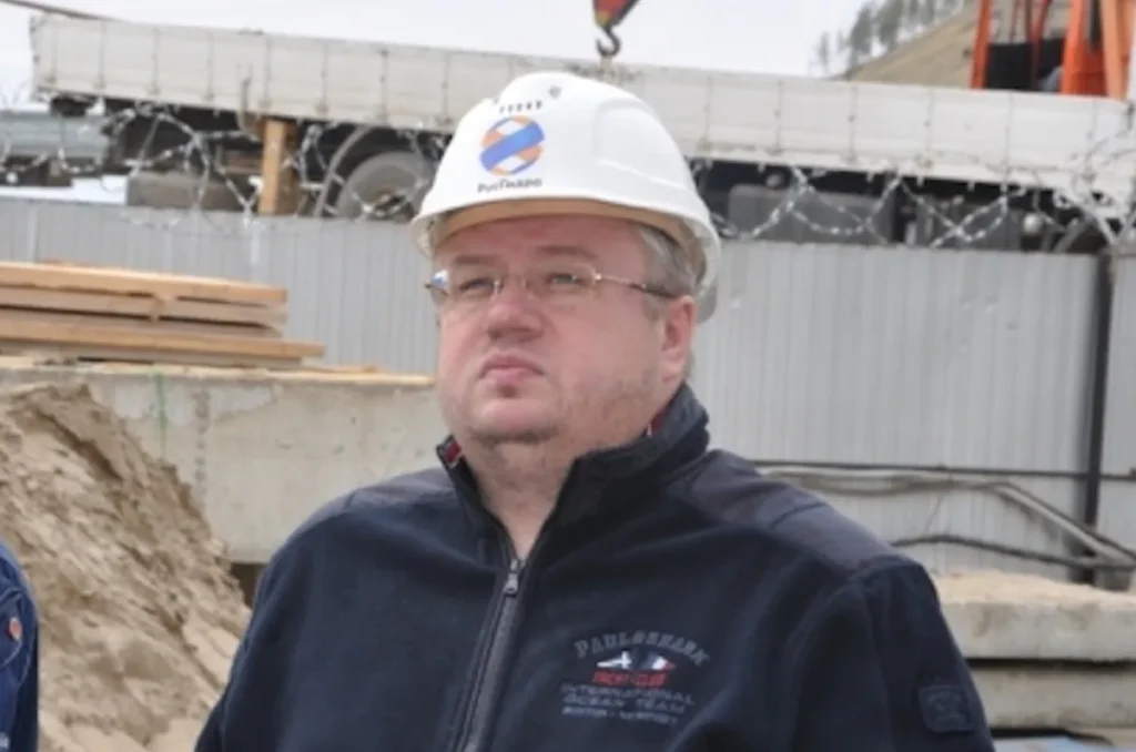 застрелився Завезенов