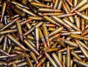 Швейцарія заборонила польській компанії експорт боєприпасів через поставки в Україну штаб інфо