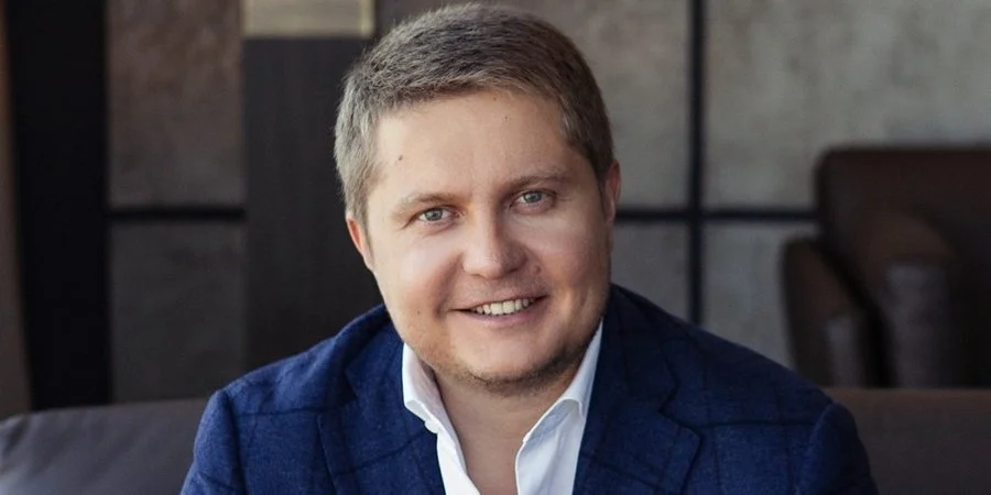 Підозрюваний у мільярдній схемі ФДМУ придбав віллу та яхту за кордоном — розслідування штаб інфо