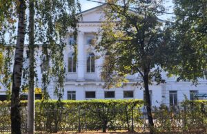 Переплата на 2,7 мільйона: слідчі перевіряють ремонт Будинку дворянського зібрання в Полтаві штаб інфо