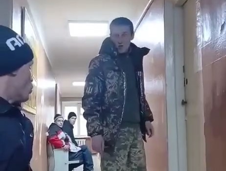 Скандал у Полтавському ТЦК: військовослужбовець погрожував чоловікові, розпочато службове розслідування штаб інфо
