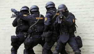 Спецслужби Угорщини могли шпигувати за чиновниками ЄС – розслідування штаб інфо