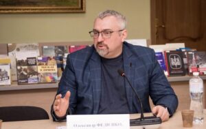 Вхід був з акаунту найвищого рівня: в Раді зробили заяву щодо кібератаки на держреєстри штаб інфо