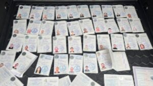 Хабарі за складання іспитів: на Дніпропетровщині викрили корупційну схему у сервісних центрах МВС штаб_інфо