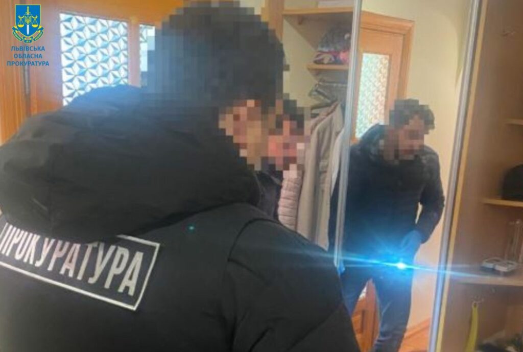 На Львівщині затримали лікаря, який за $2000 обіцяв ухилянту «липовий» діагноз Штаб.інфо