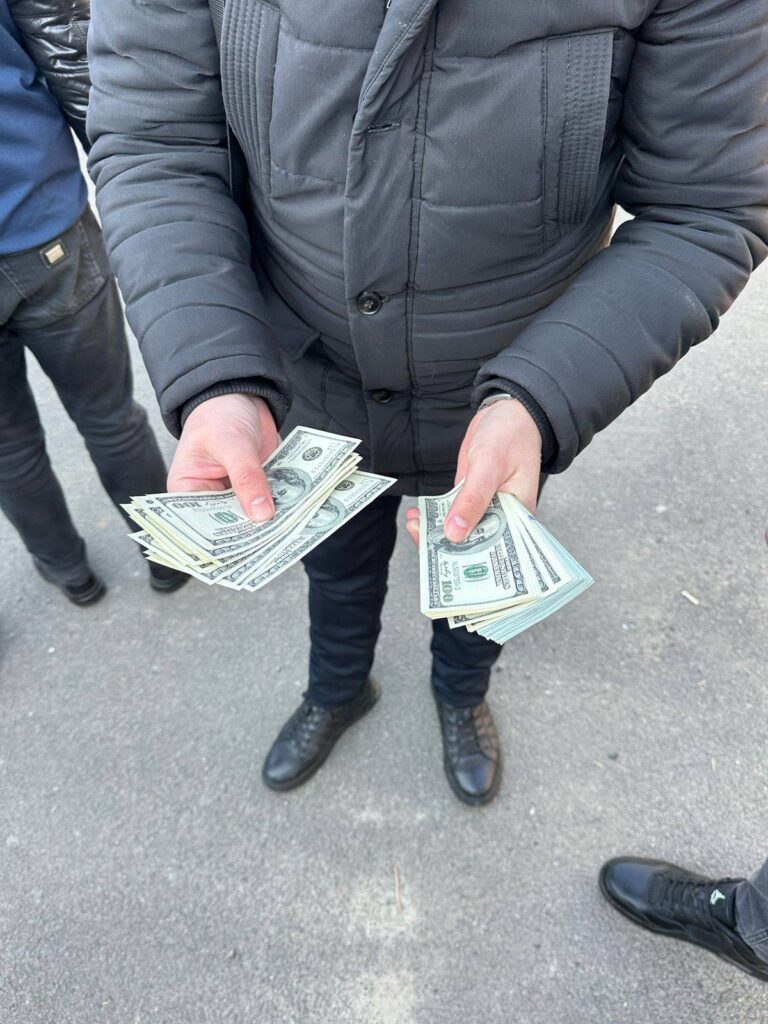 Викриття схеми незаконного переправлення ухилянтів через кордон – Штаб інф