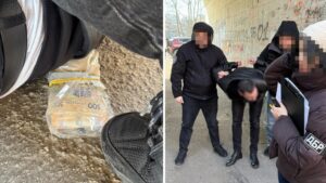 Гроші, вилучені під час затримання податківця на хабарі