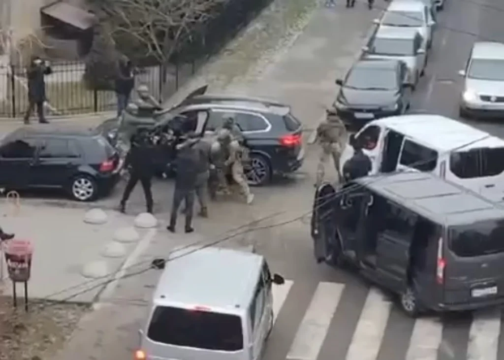 Резонансне затримання у центрі Вінниці: за хабарі «списували» військових зі служби штаб Штаб.інфо