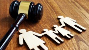 Суд підтримав підлітка, який викликав поліцію під час сімейного конфлікту