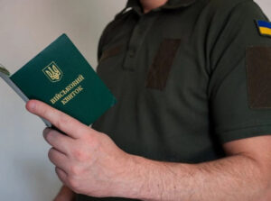 Черкаси: $5000 за ухилення — викрито схему фальшивих меддовідок | Shtab.info