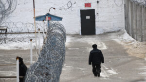 У РФ підполковнику запасу дали 13 років колонії за «держзраду» – через переказ родичці в Україні