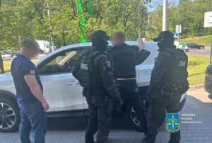 Пропонував військовозобов’язаним «посвідчення працівника ГУР МО» за 5000 доларів США