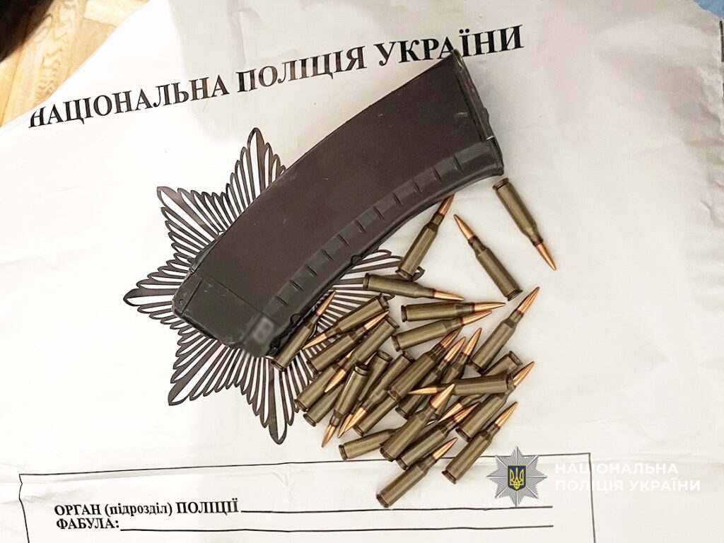 Затримання у Чернігові чоловіка, що торгував гранатами