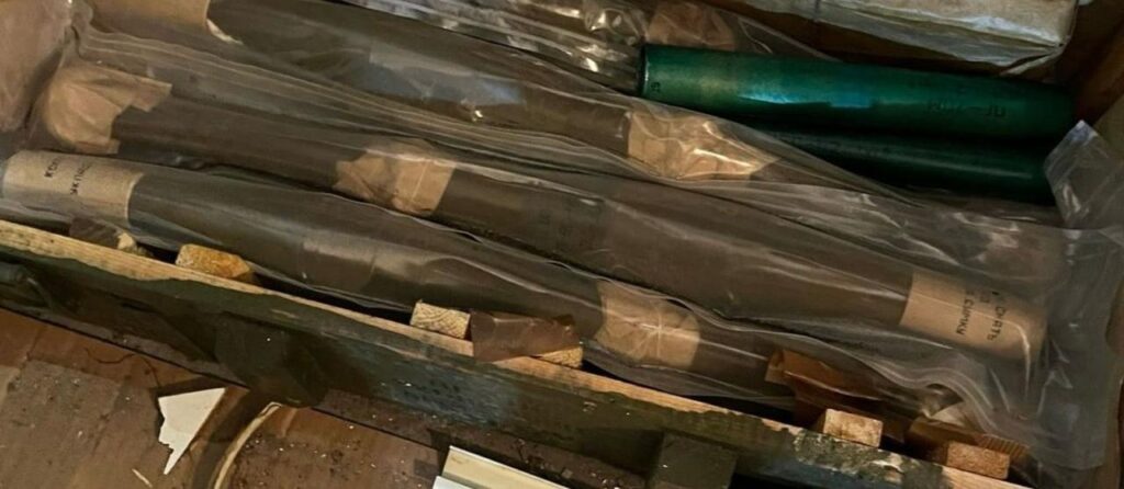 Двоє киян облаштували у столиці схрони боєприпасів та зброї – їх затримали, а зброю вилучили