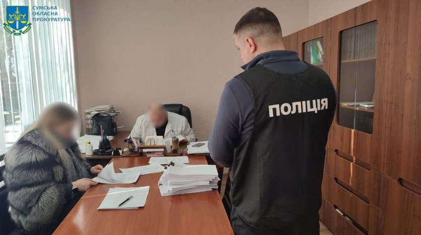 Лікар Лебединської лікарні затриманий на хабарі