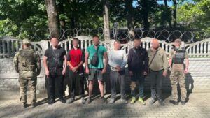 Затримання чоловіків біля кордону зі Словаччиною