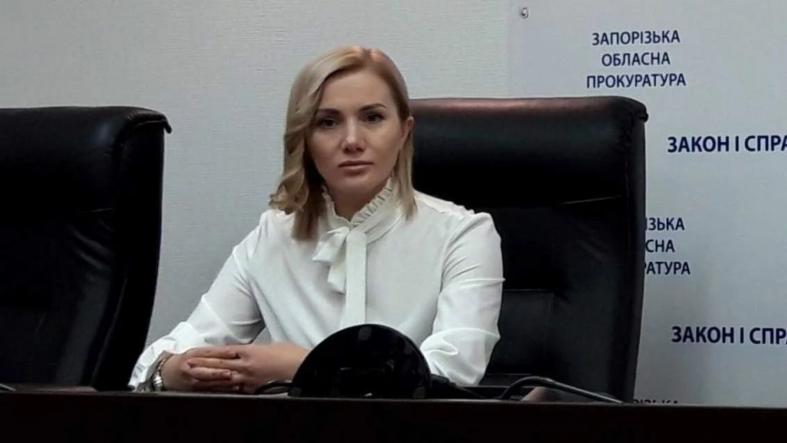 Заступниця прокурора, підозрювана у хабарі, мобілізувалась до ЗСУ