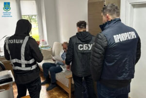 Заступника лікаря на Львівщині затримано за хабар за інвалідність