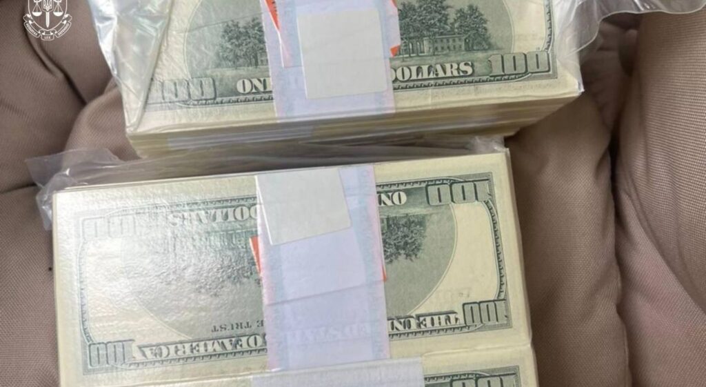 Затримання зловмисників, які вимагали хабар за РЕБ-комплекси для ЗСУ