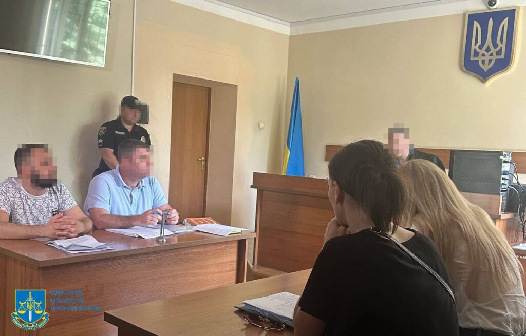 Помічник судді затриманий при отриманні хабаря за закриття адмінсправи