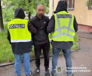 Іноземці з гранатою погрожували перехожому на проспекті Соборності