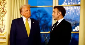 Дональд Трамп і Еммануель Макрон під час саміту G7