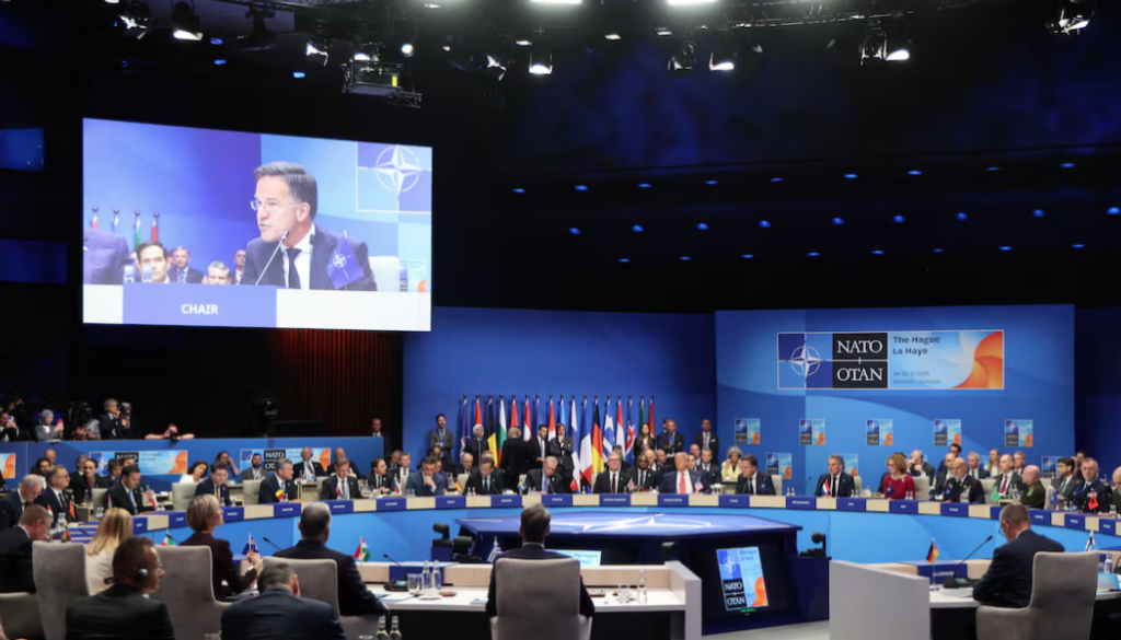 Королівський спектакль забезпечив прихильність США та новий рівень витрат