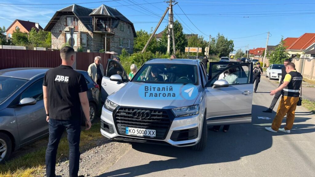Священник і чиновник МВС затриманий за хабар в Ужгороді