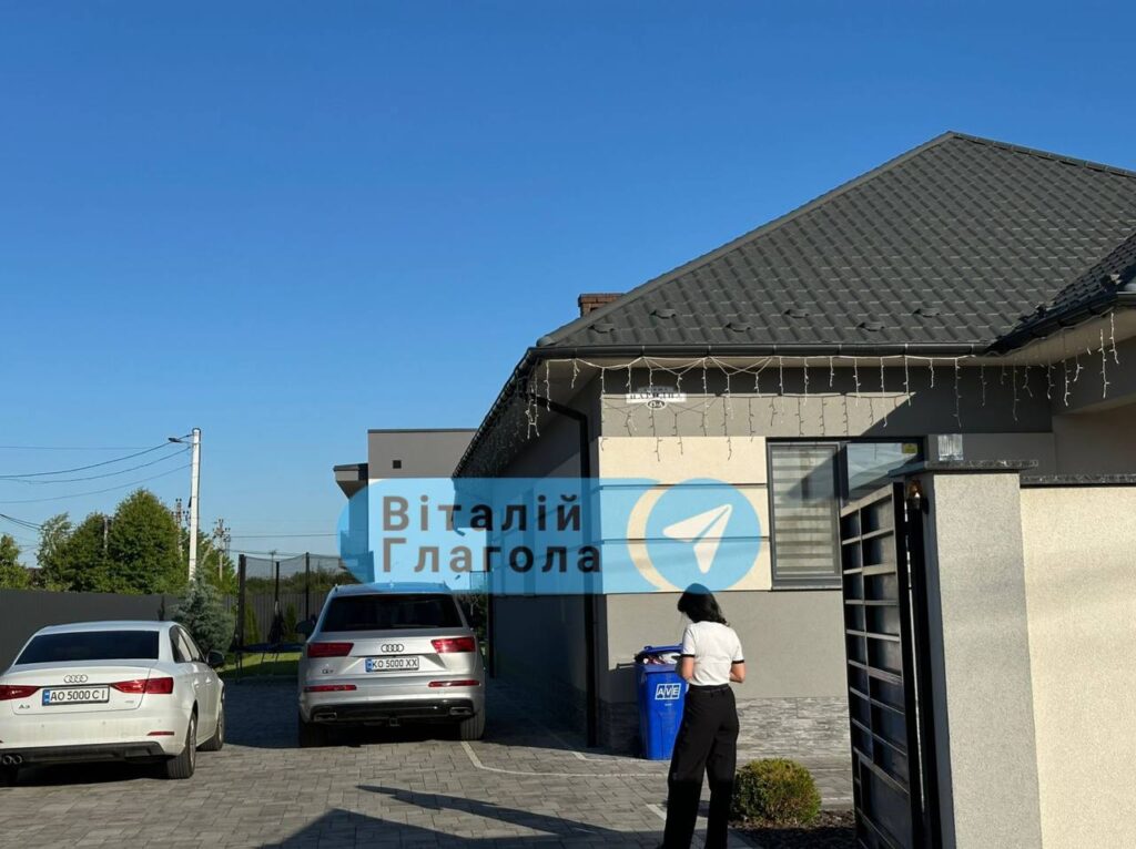 Священник і чиновник МВС затриманий за хабар в Ужгороді