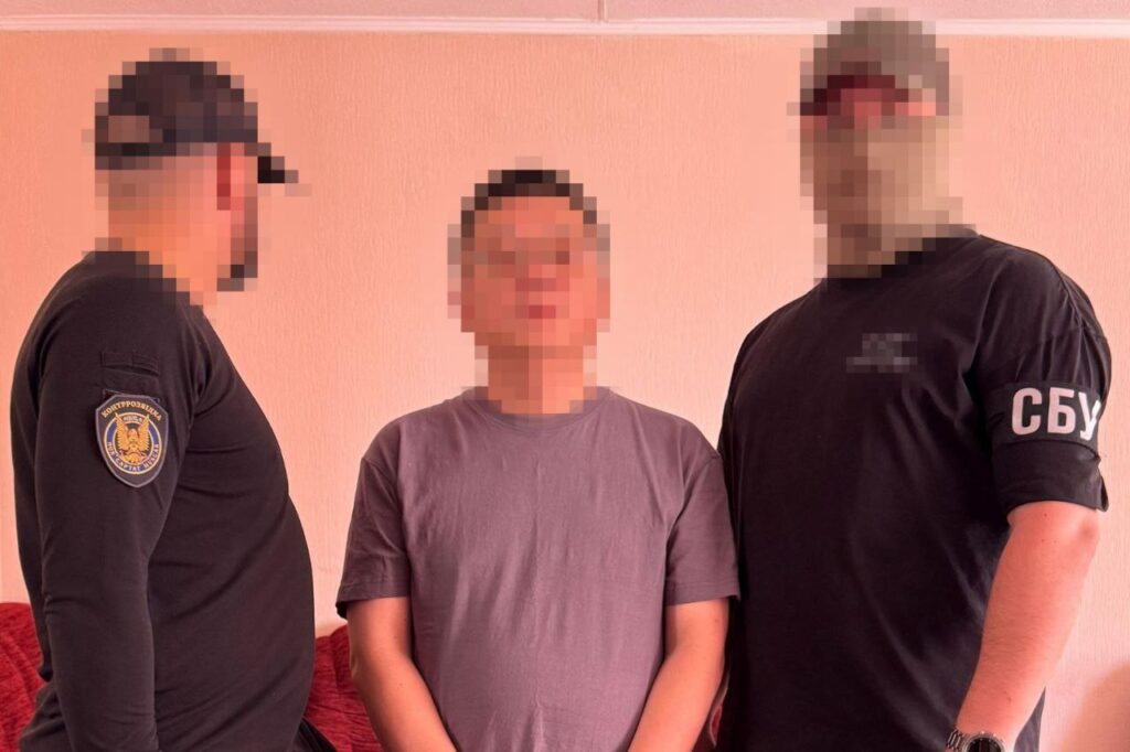 СБУ викрила громадян КНР, які намагалися вивезти до Китаю секретні технології української ракети «Нептун» — саме тієї, що знищила крейсер «Москва»