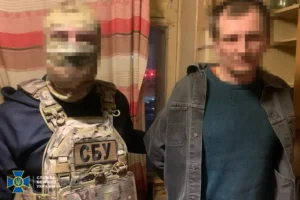 СБУ затримала агентів ФСБ, які планували підрив «Азовців»