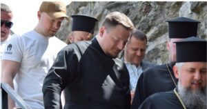 Теща полковника СБУ Олексія Прокопенка скупила елітне житло в містах, де він служив