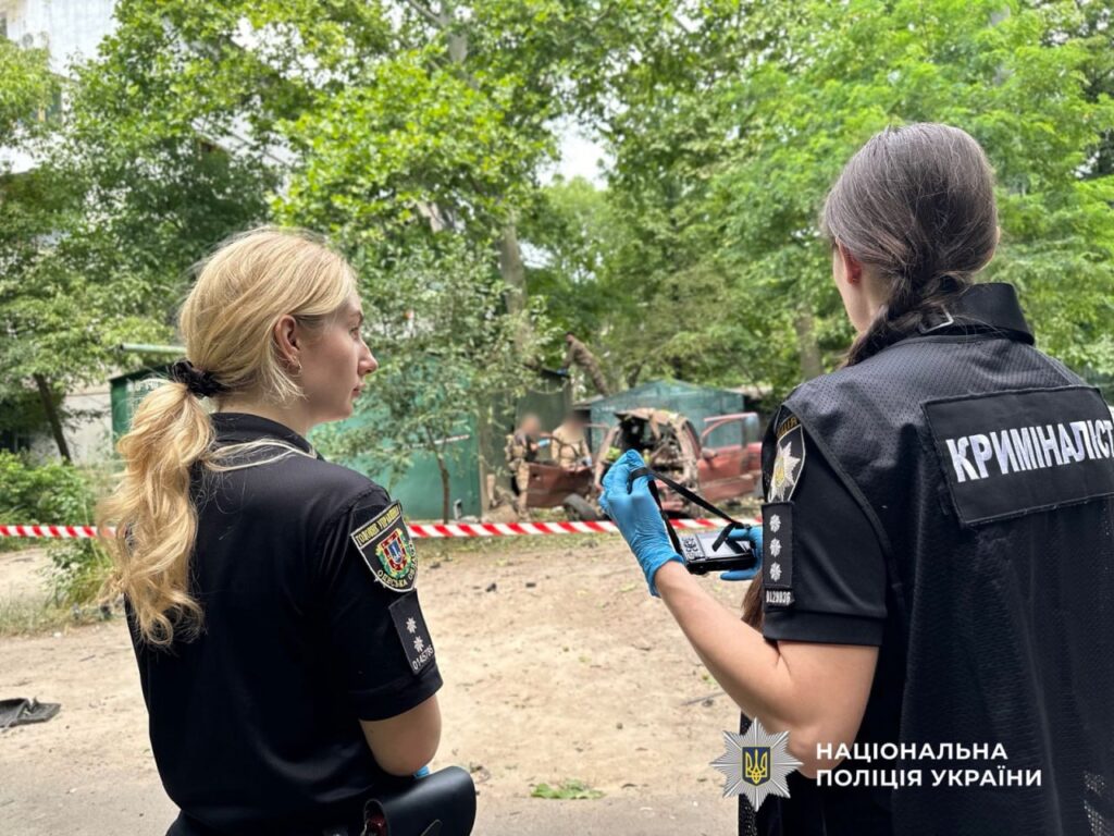 В Одесі підірвали авто працівника оборонного підприємства, є постраждалий