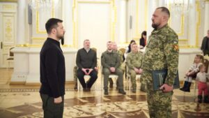 "Хрест бойових заслуг" стане рівноцінним Герою України