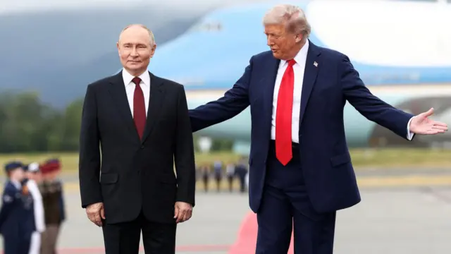 Дональд Трамп після саміту з Путіним заявив про готовність надати Україні гарантії безпеки