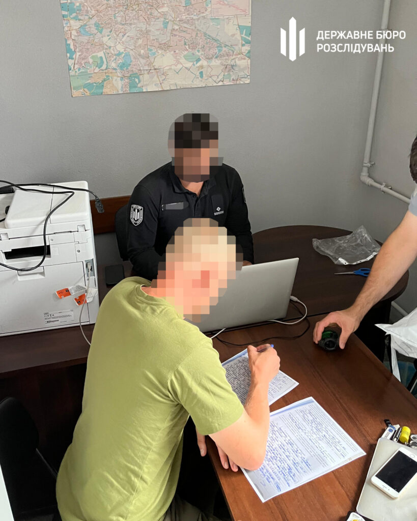 ДБР завершило розслідування щодо військового та командира за ухилення від служби