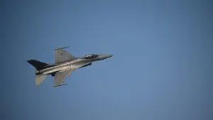 F-16