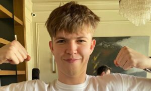 Трек із вкраденою мелодією: пісню російського артиста прибрали зі стримінгів