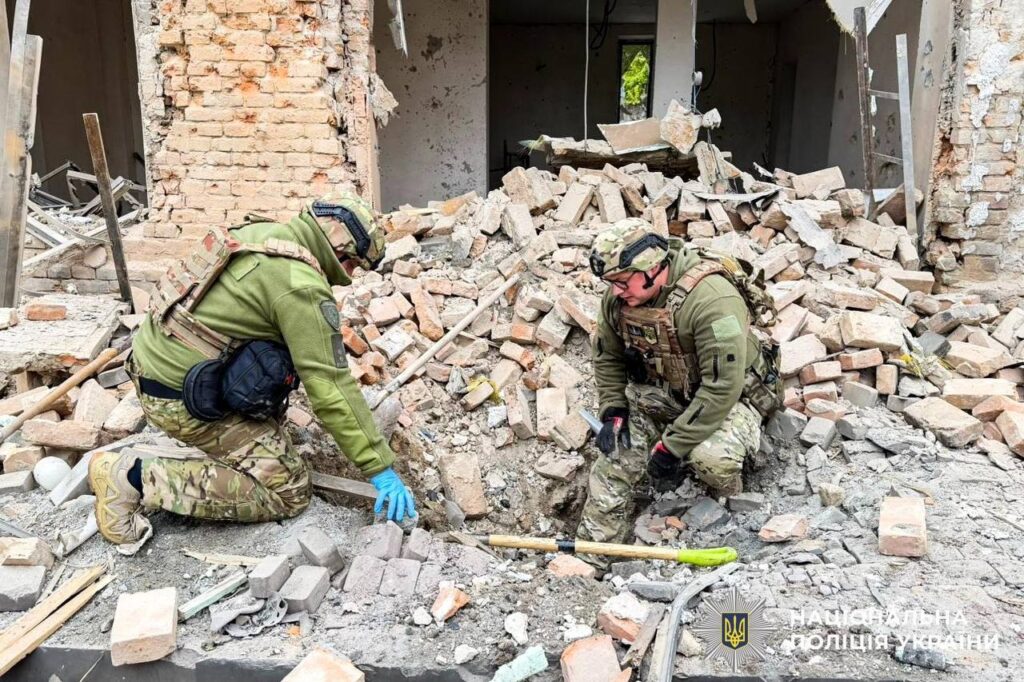 Масовані обстріли України: понад 70 атак за добу, десятки загиблих і поранених
