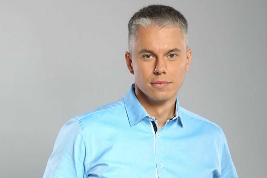 Андрій Доманський отримав російський паспор
