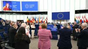 У Європарламенті відзначили Санду Європейським орденом заслуг, а Зеленського включили до почесних членів