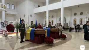 У Києві в Патріаршому соборі проходить прощання з провідником ОУН Андрієм Мельником
