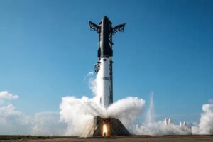 Ракета SpaceX Starship вибухнула в Індійському океані після тестового польоту