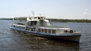 ЄС продовжив проєкт розвитку судноплавства на Дніпрі до 2027 року