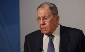 Лавров поскаржився, що лист Зеленського до Путіна «розіслали по всьому світу» лавров